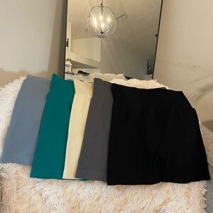 Women's 5 piece Yoga Ribbed Seamless shorts bundle